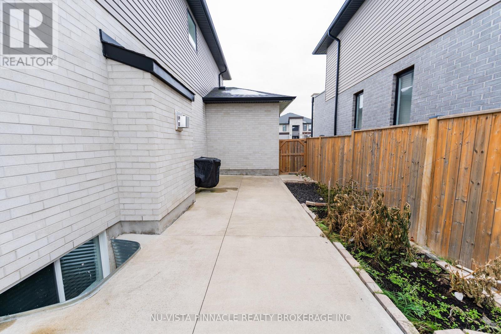 3354 Mersea Street, London South, Ontario  N6P 0G3 - Photo 46 - X13687908