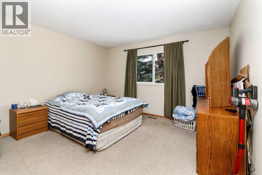 63 Mclevin Crescent, Red Deer, Alberta  T4R 1S8 - Photo 17 - A2321715