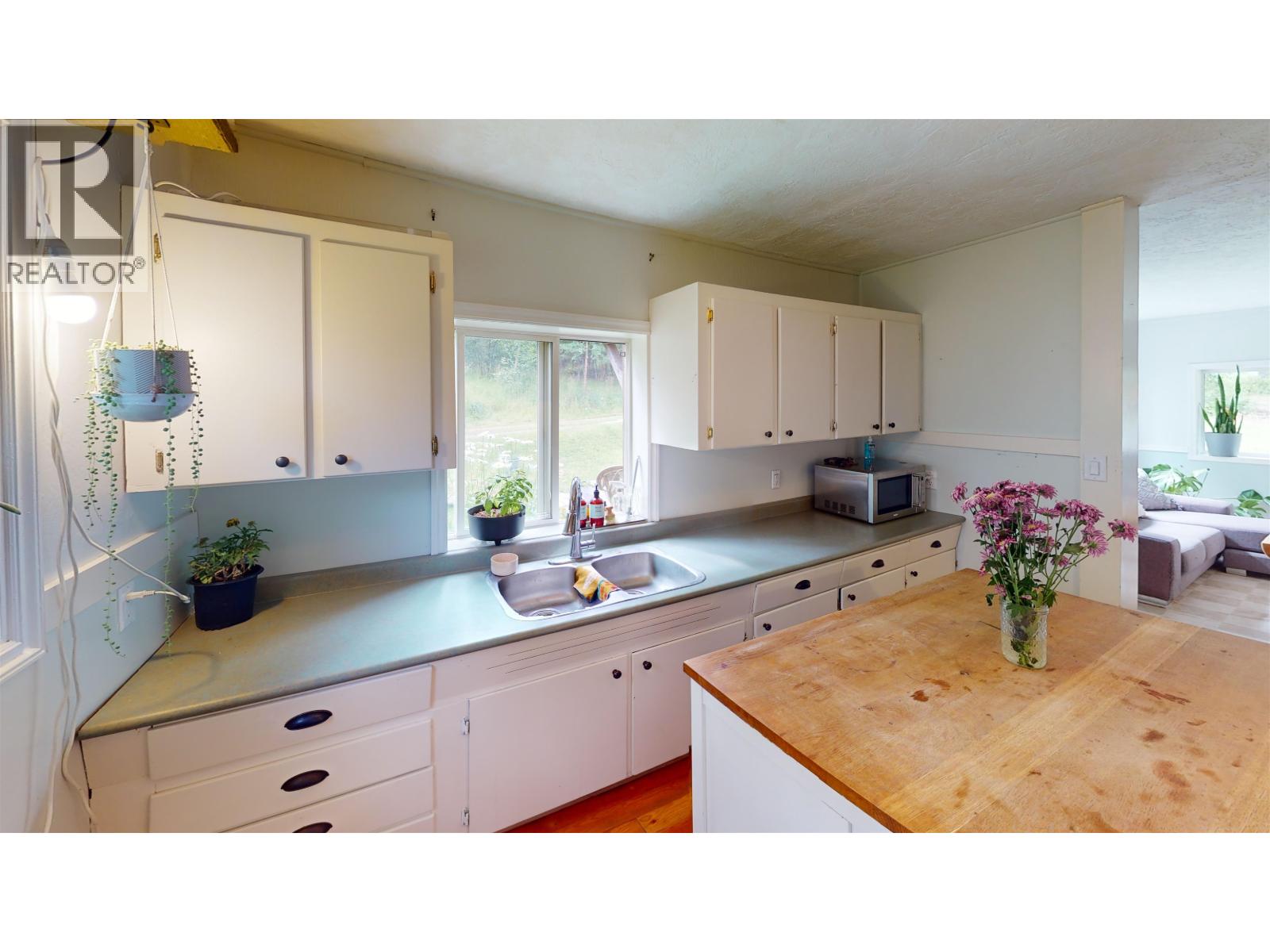 1154 Marsh Road, Quesnel, British Columbia  V2J 6H3 - Photo 12 - R3156790