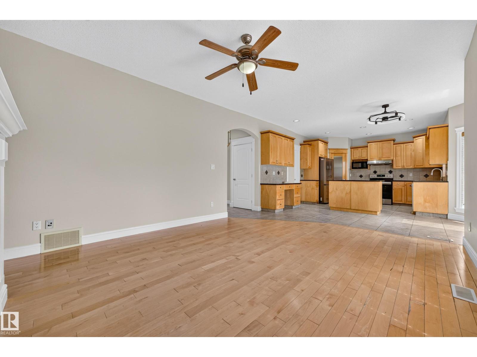 7111 169 Av Nw, Edmonton, Alberta  T5Z 0B5 - Photo 14 - E4504326