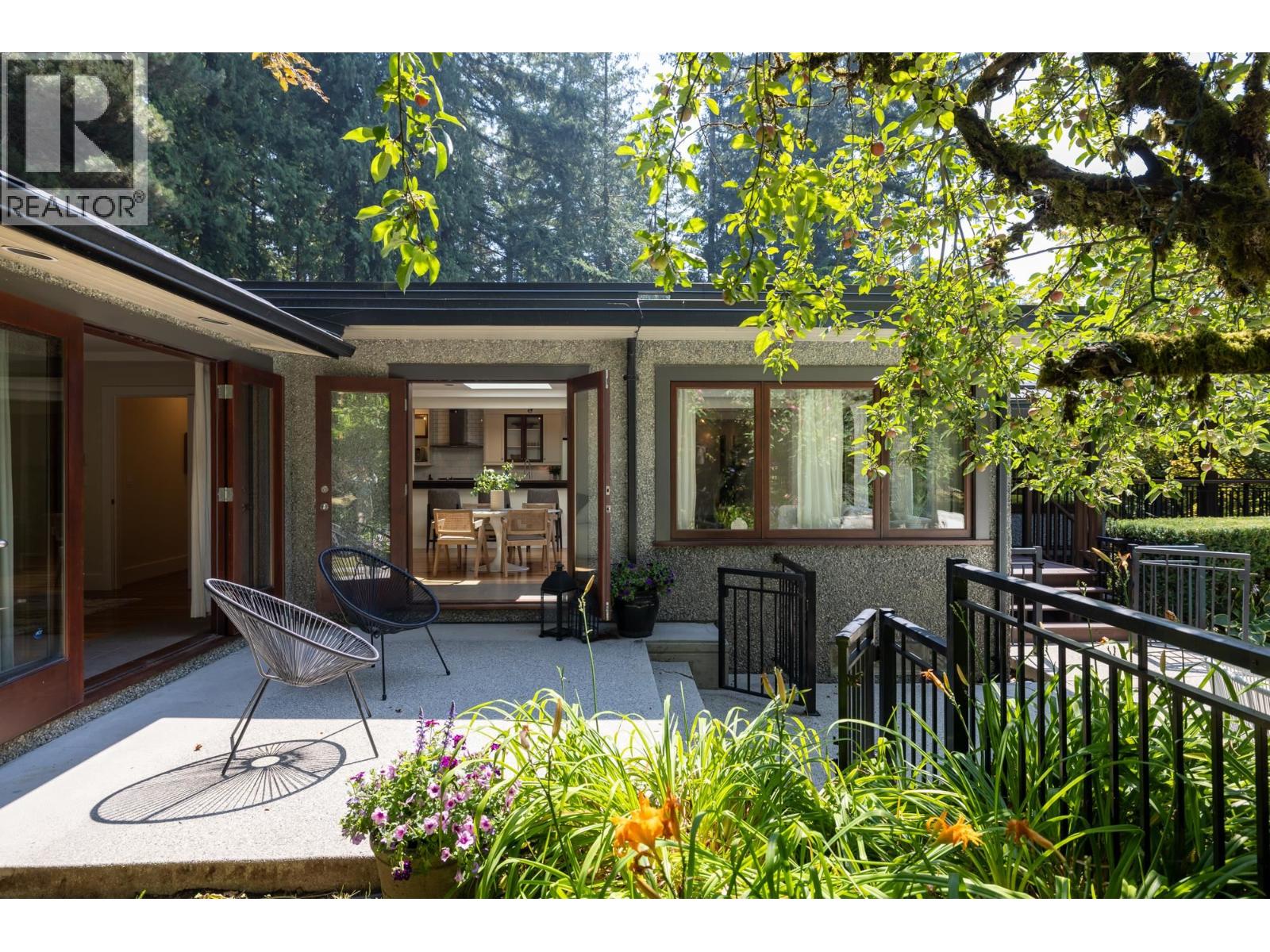 431 Southborough Drive, West Vancouver, British Columbia  V7S 1M3 - Photo 23 - R3156657