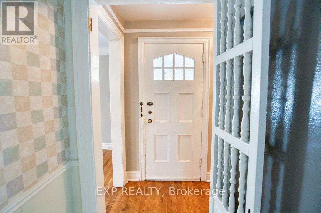 A - 304 Stewart Street, Ottawa, Ontario  K1N 6K6 - Photo 4 - X13687894