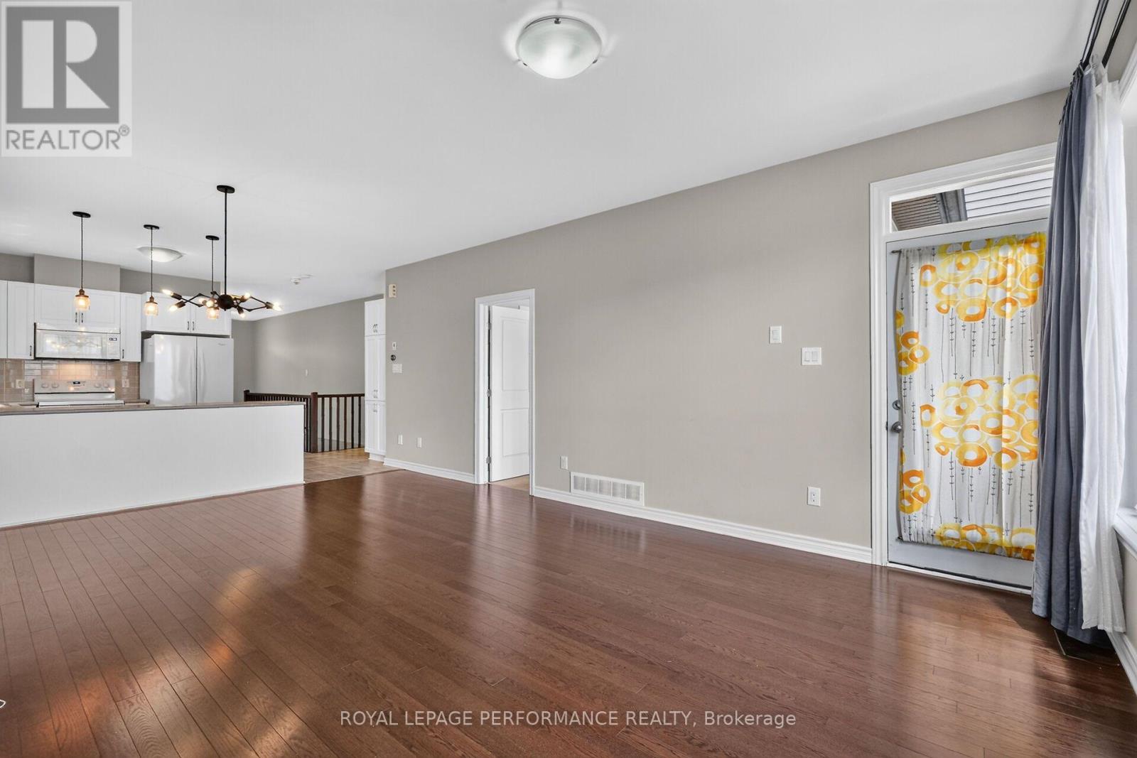 157 Boxcar Crescent, Russell, Ontario  K4R 0C4 - Photo 17 - X13687906