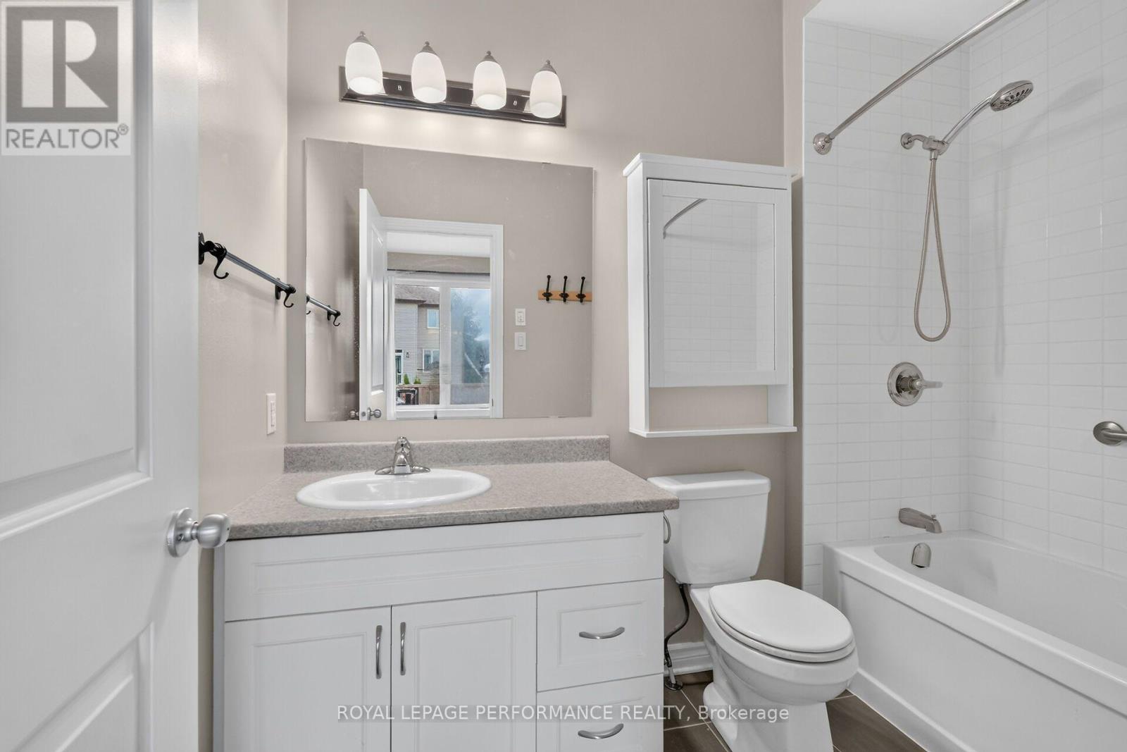 157 Boxcar Crescent, Russell, Ontario  K4R 0C4 - Photo 30 - X13687906