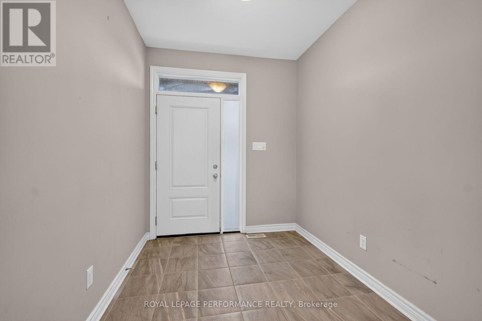 157 Boxcar Crescent, Russell, Ontario  K4R 0C4 - Photo 4 - X13687906