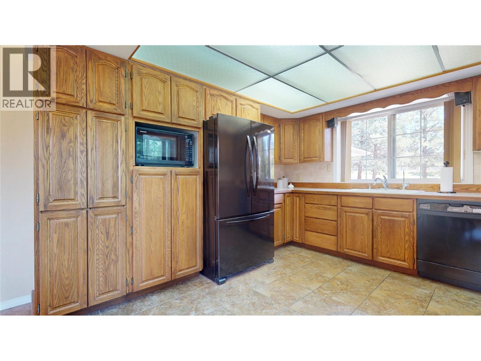 4350 13th Street S, Cranbrook, British Columbia  V1C 7A9 - Photo 24 - 10389945
