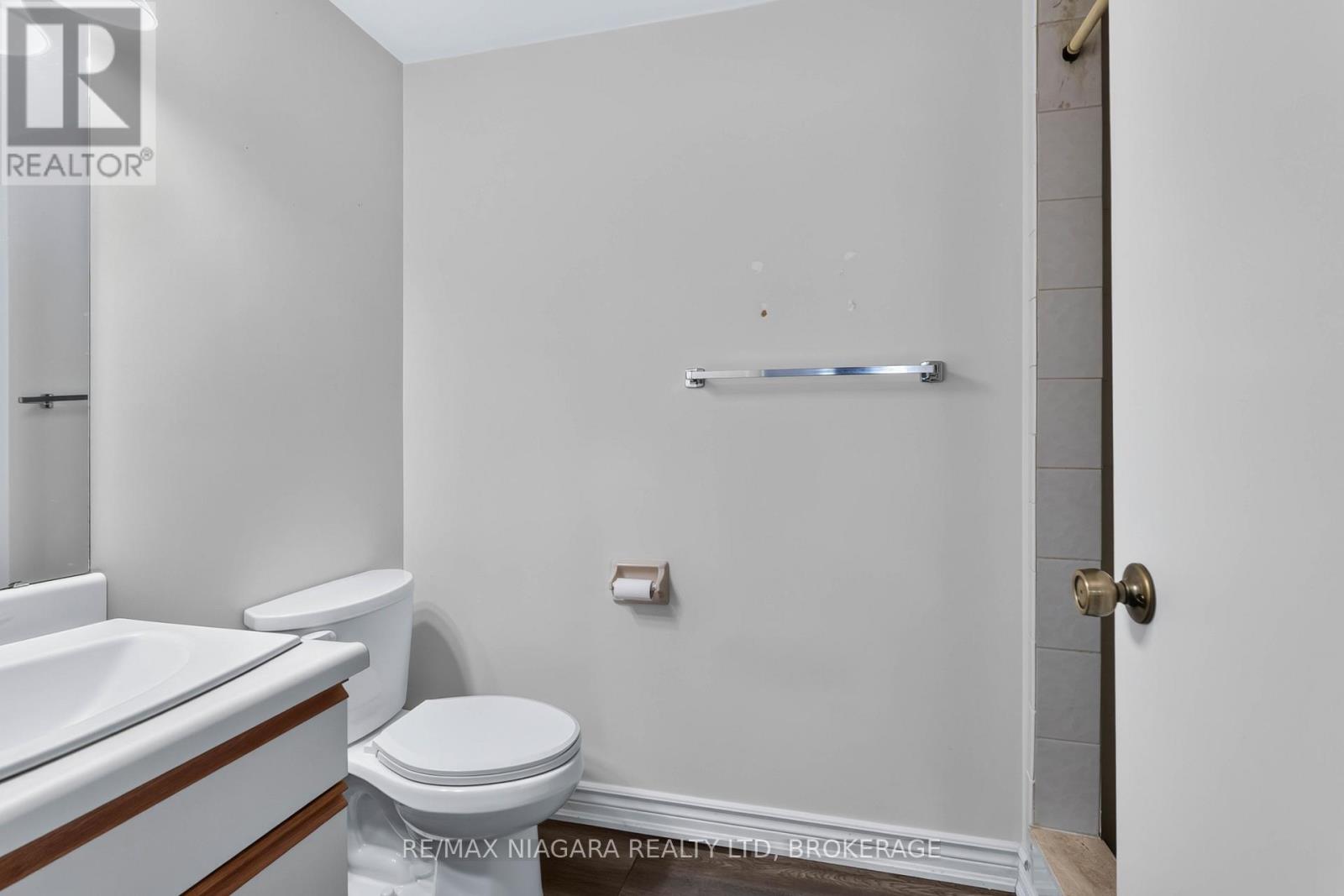 7725 Swan Street, Niagara Falls, Ontario  L2H 2P7 - Photo 17 - X13687946