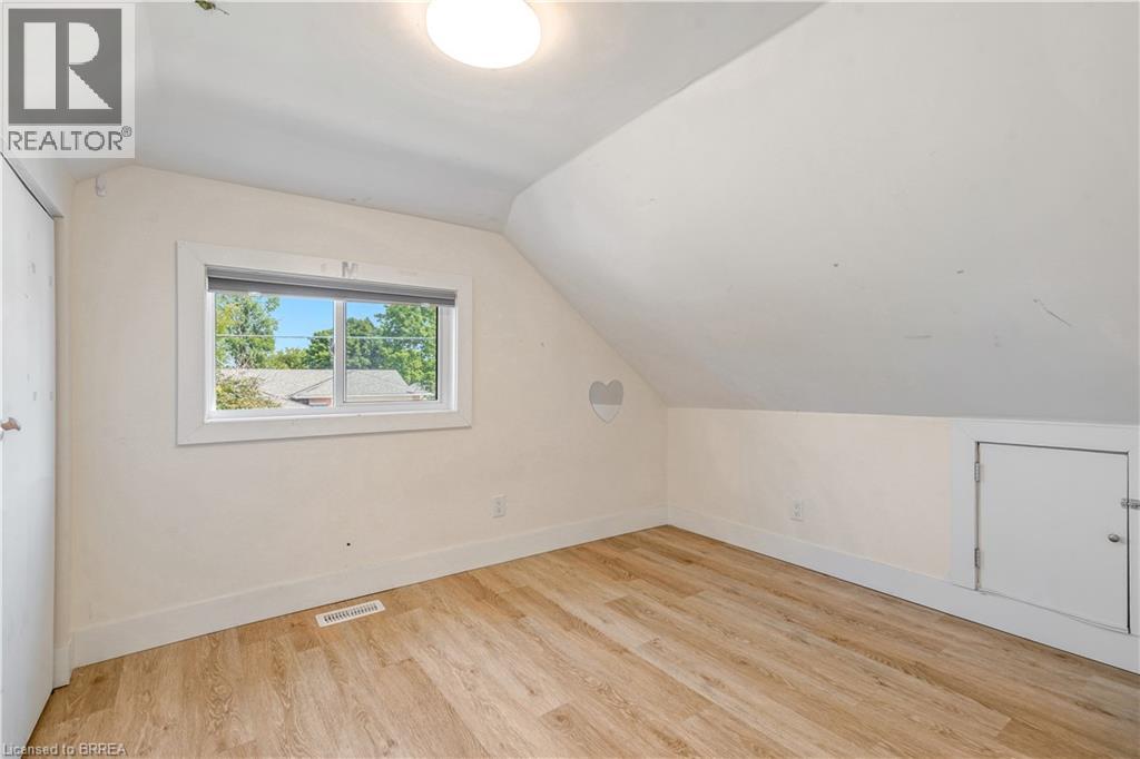 345 Nelson Street, Brantford, Ontario  N3S 4E3 - Photo 28 - 40855869