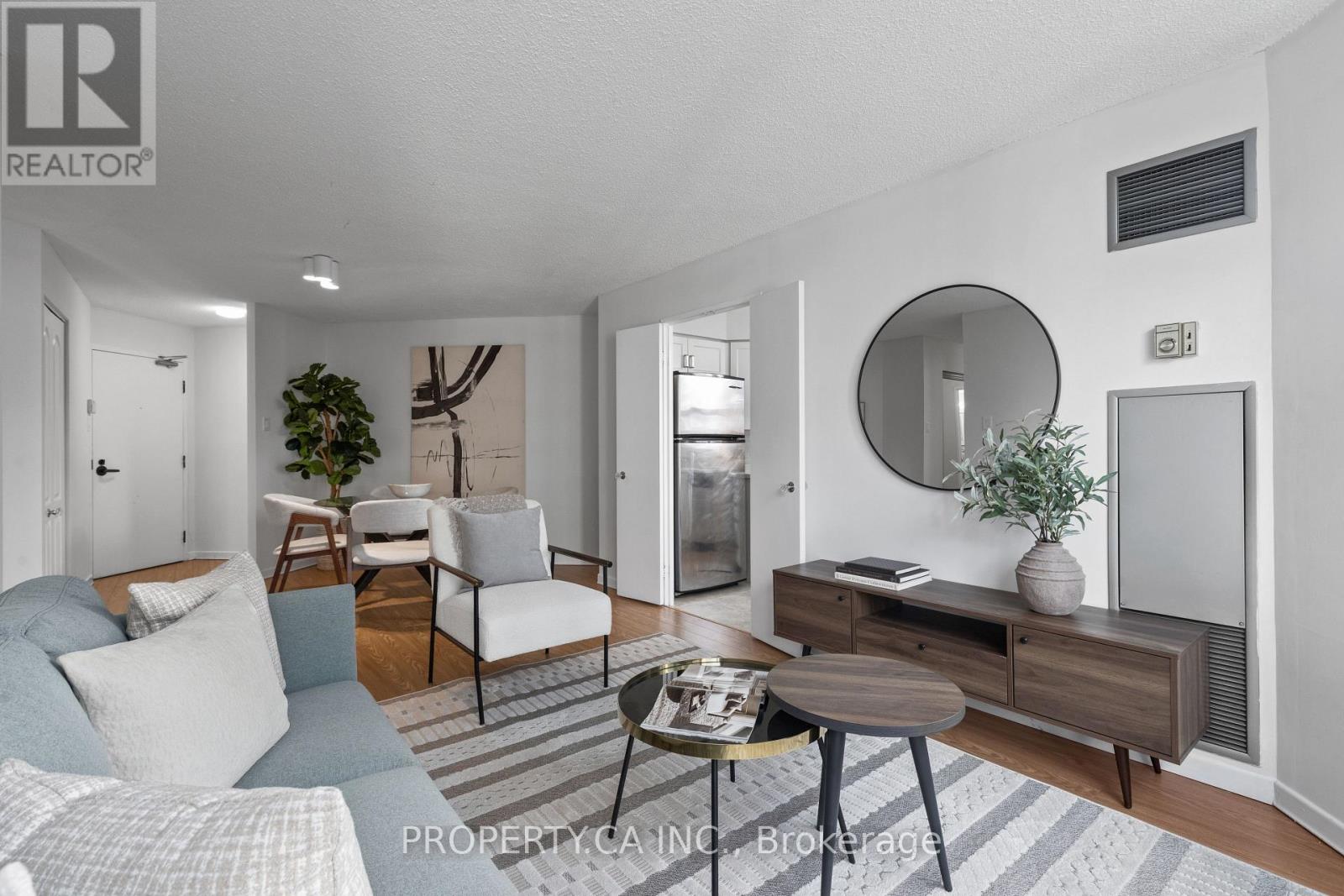 601 - 25 Maitland Street, Toronto, Ontario  M4Y 2W1 - Photo 5 - C13687970