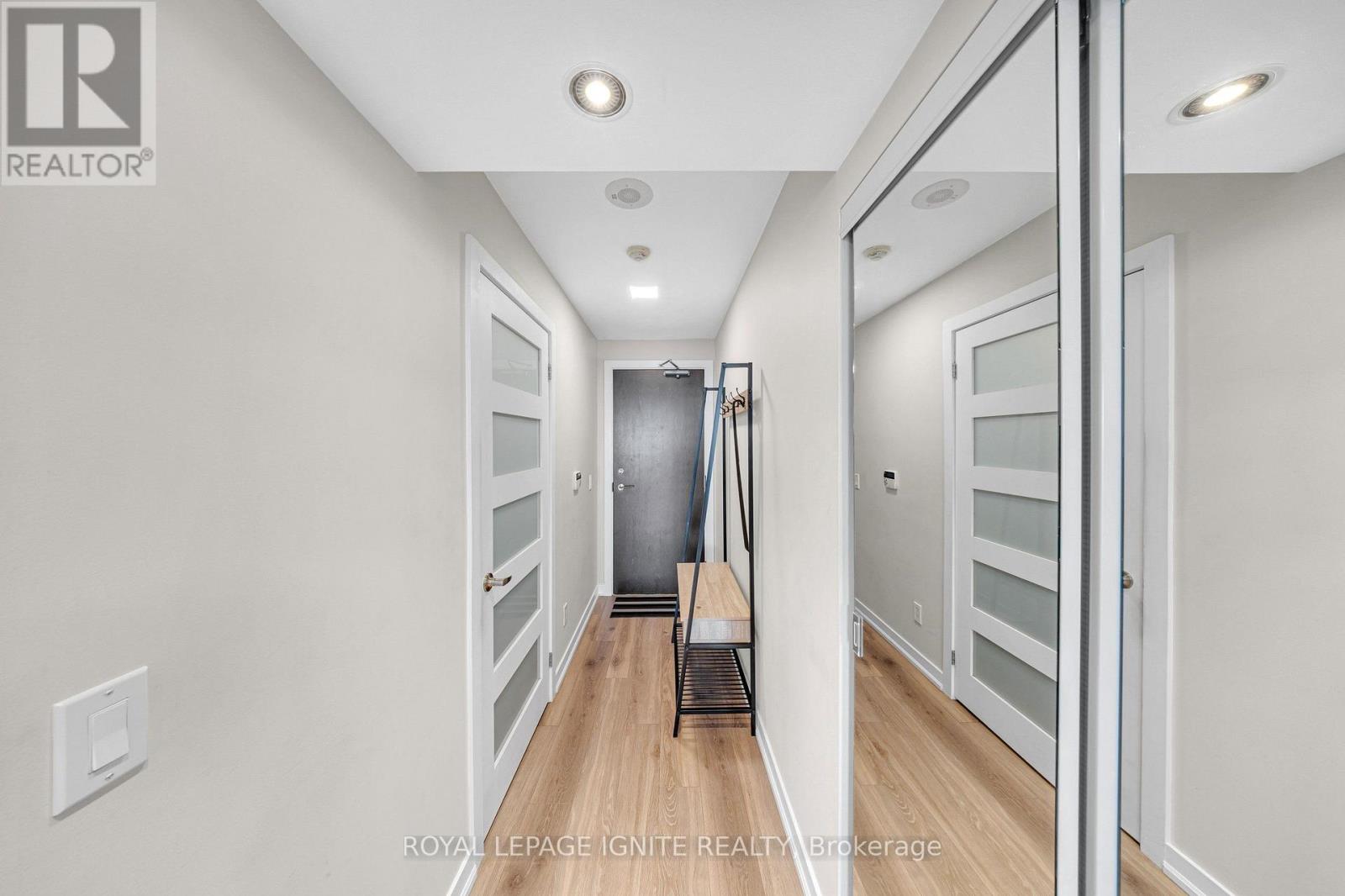 1907 - 50 Lynn Williams Street, Toronto, Ontario  M6K 3R9 - Photo 5 - C13688002