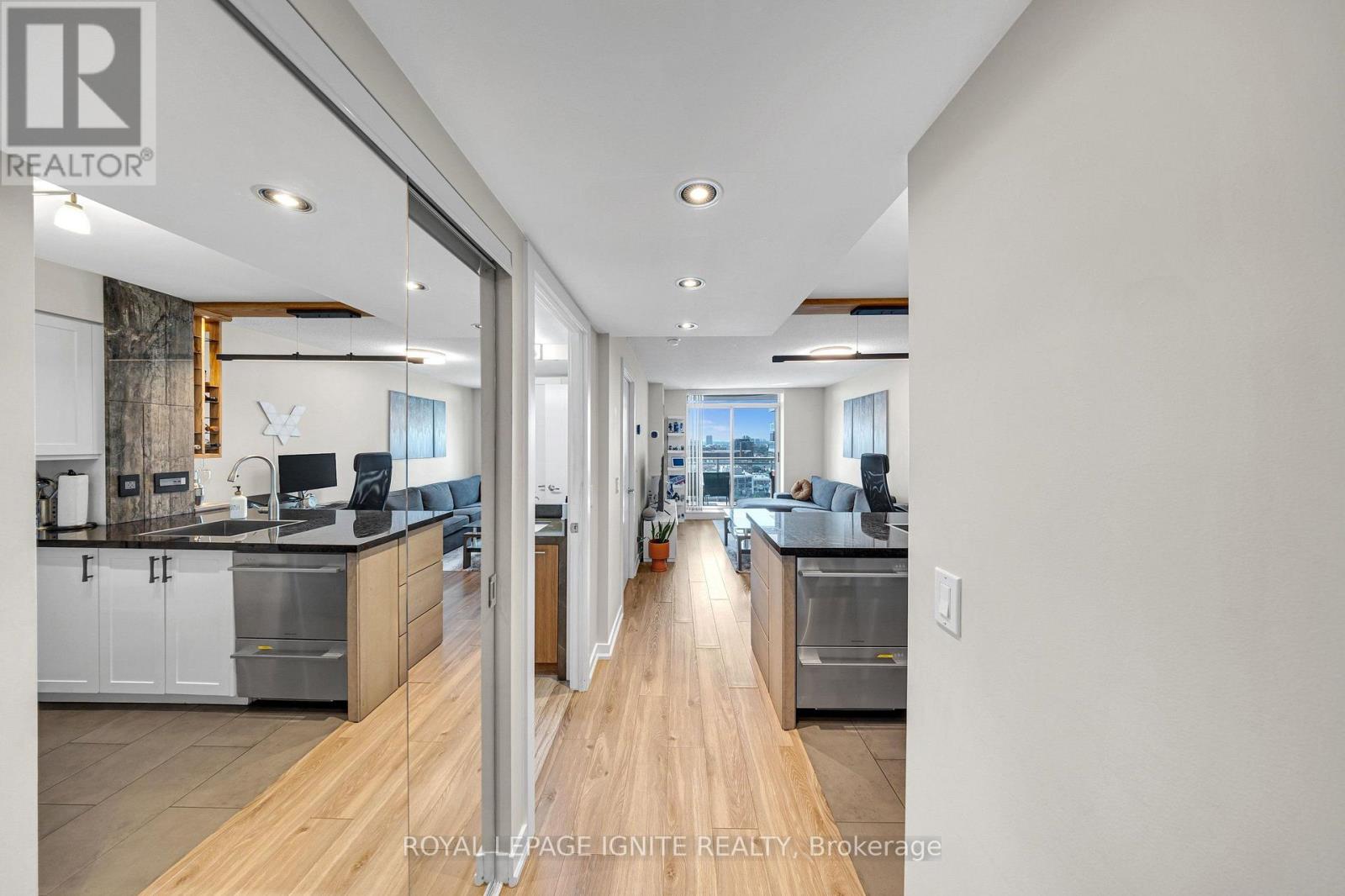 1907 - 50 Lynn Williams Street, Toronto, Ontario  M6K 3R9 - Photo 7 - C13688002