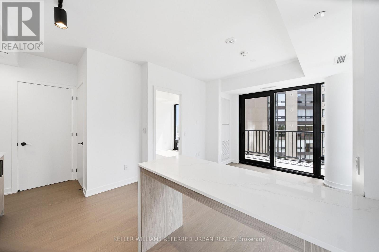 1525 - 89 Montclair Avenue, Toronto, Ontario  M5P 0B1 - Photo 7 - C13688006
