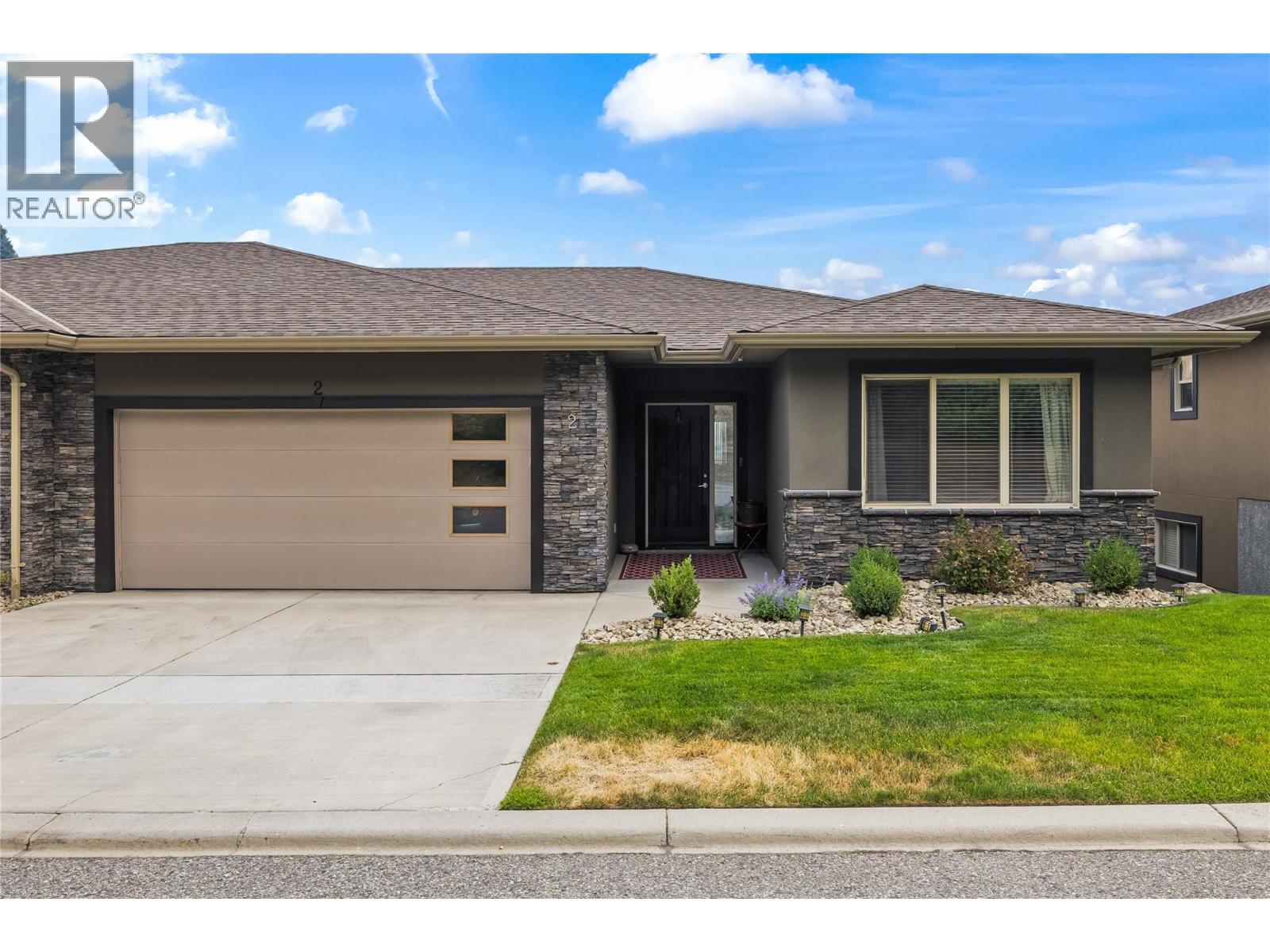 2421 Glacier Court Unit# 2, Kelowna, British Columbia