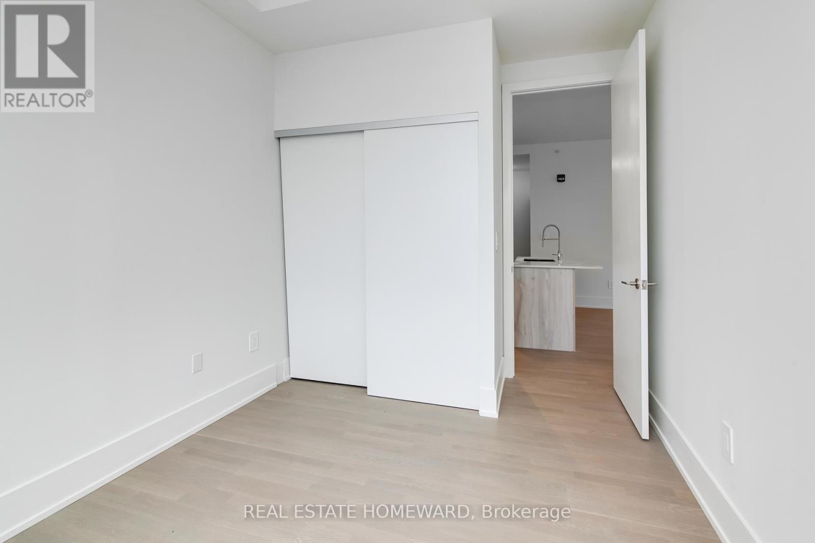 601 - 495 Logan Avenue, Toronto, Ontario  M4K 0A5 - Photo 17 - E13687896