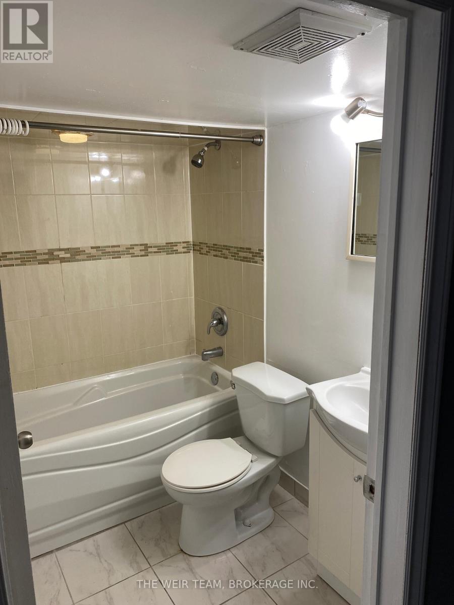 Lower - 61 Rushbrooke Avenue, Toronto, Ontario  M4M 3A8 - Photo 10 - E13688016