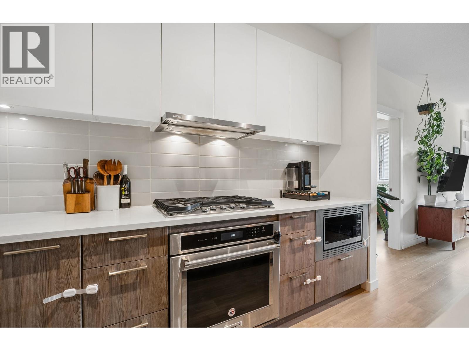 105 625 E 3rd Street, North Vancouver, British Columbia  V7L 1G6 - Photo 14 - R3156713