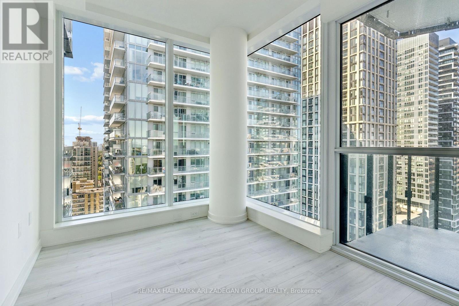 2102 - 110 Broadway Avenue, Toronto, Ontario  M4P 1V7 - Photo 27 - C13661114