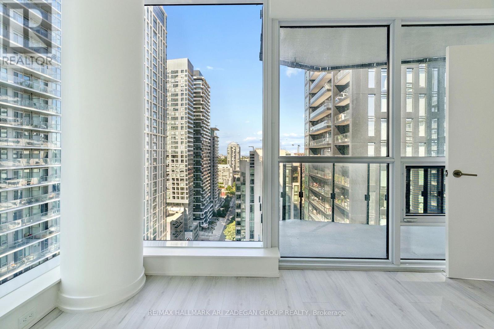 2102 - 110 Broadway Avenue, Toronto, Ontario  M4P 1V7 - Photo 29 - C13661114