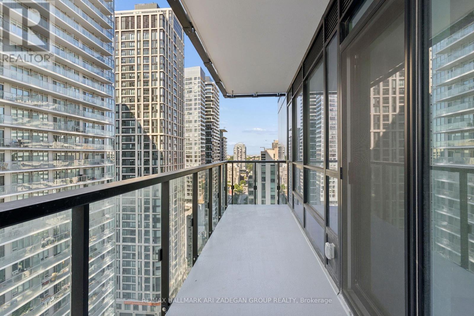 2102 - 110 Broadway Avenue, Toronto, Ontario  M4P 1V7 - Photo 30 - C13661114