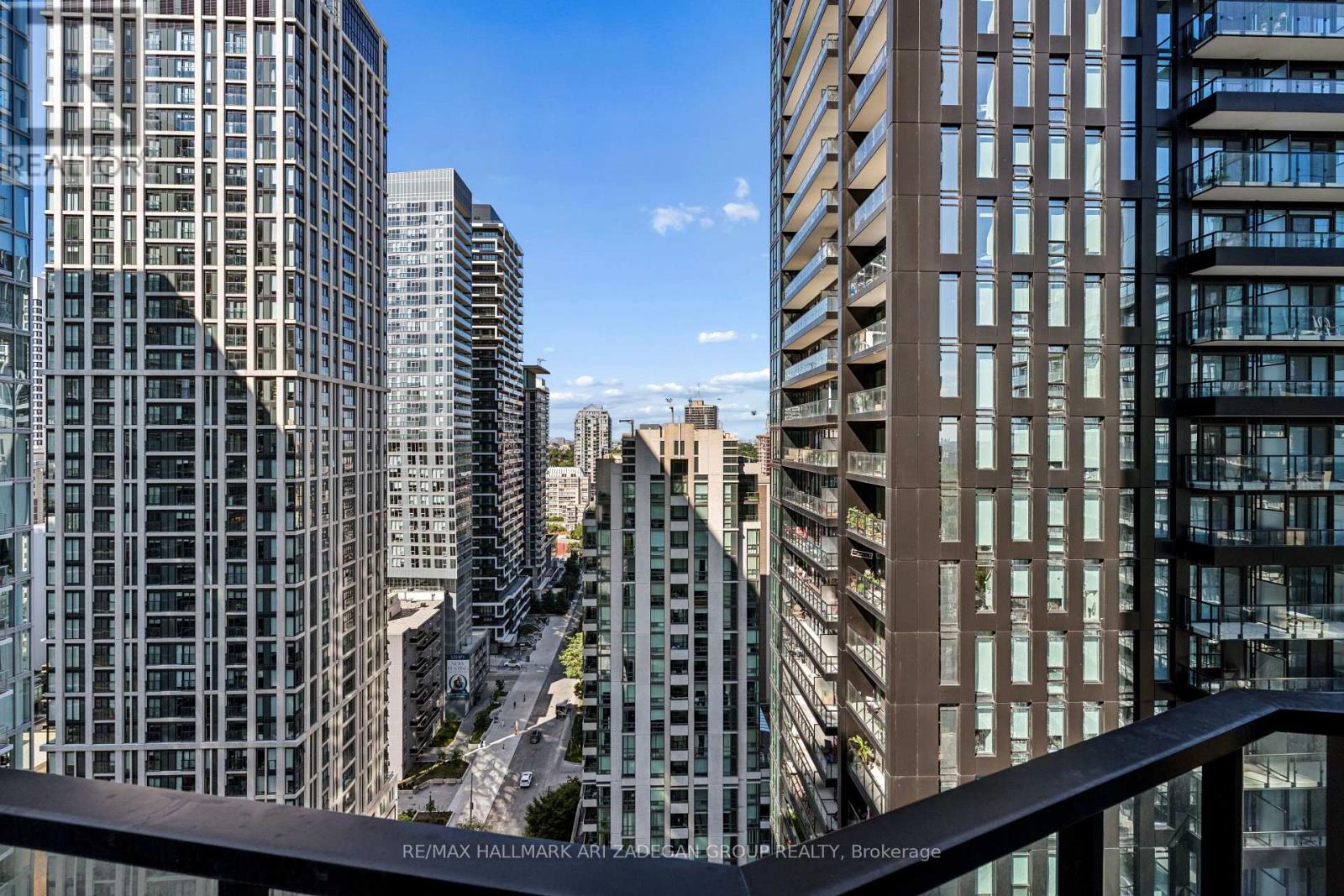 2102 - 110 Broadway Avenue, Toronto, Ontario  M4P 1V7 - Photo 38 - C13661114