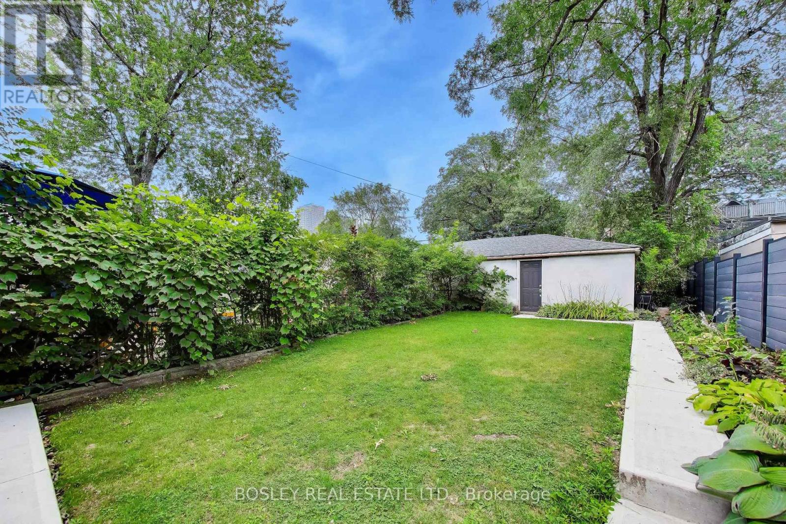 7 Norwood Road, Toronto, Ontario  M4E 2R9 - Photo 12 - E13687766