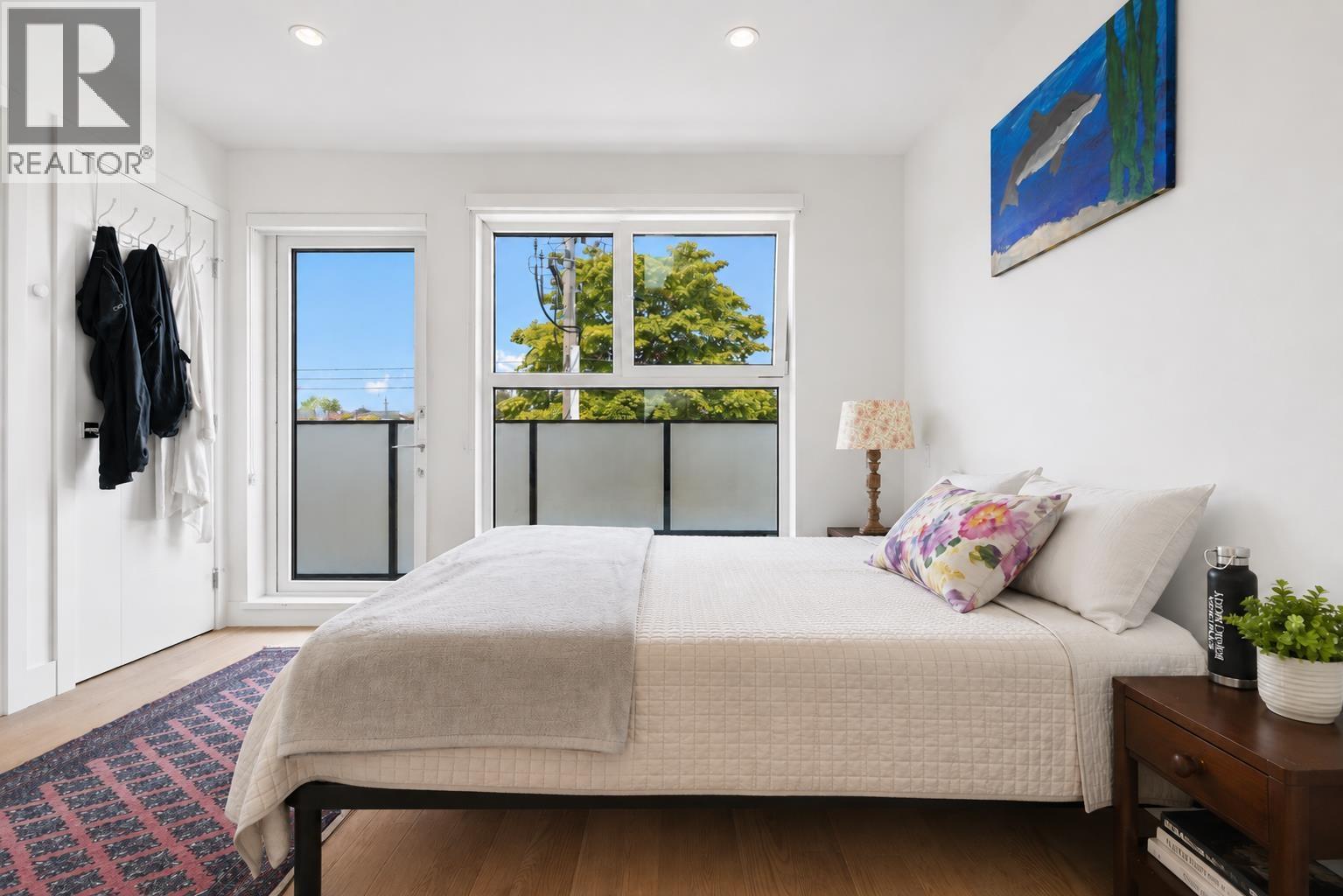 156 W Woodstock Avenue, Vancouver, British Columbia  V5Y 0N1 - Photo 10 - R3156710