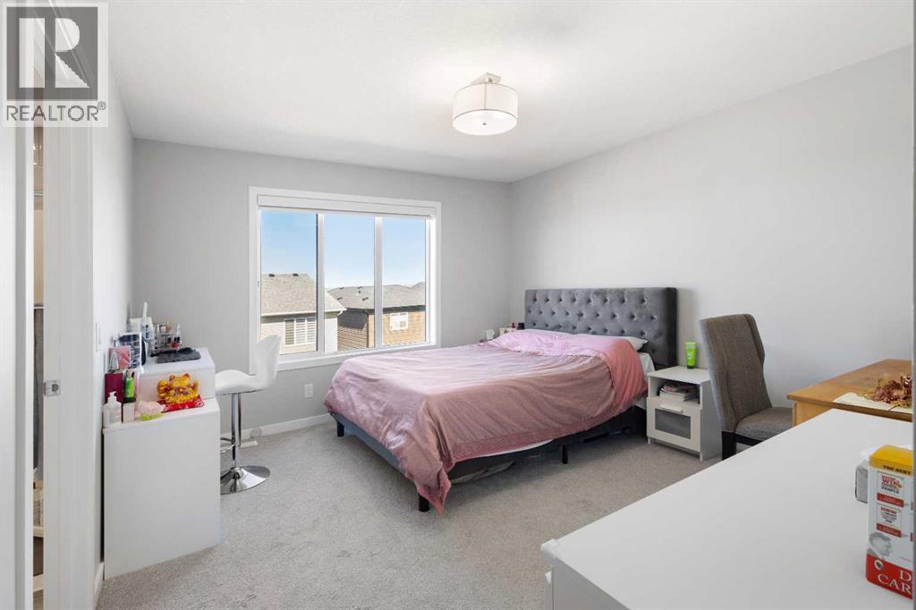 35 Lucas Passage NW, Calgary, Alberta  T3P 2E3 - Photo 18 - A2325071