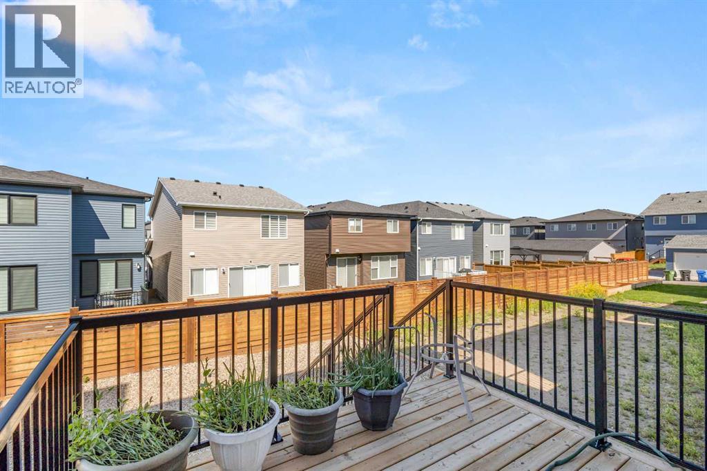 35 Lucas Passage NW, Calgary, Alberta  T3P 2E3 - Photo 39 - A2325071