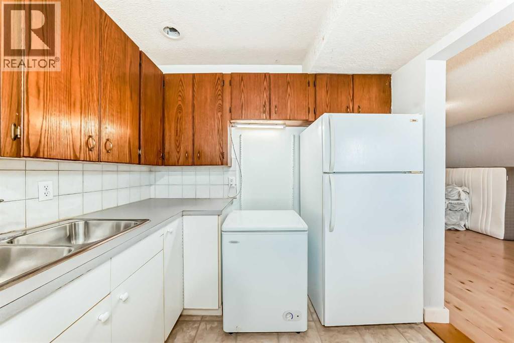 5233 17 Avenue NW, Calgary, Alberta  T3B 4N6 - Photo 31 - A2331856