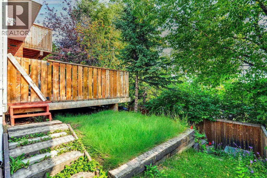 36 Coach Manor Rise Sw, Calgary, Alberta  T3H 1C4 - Photo 40 - A2336519