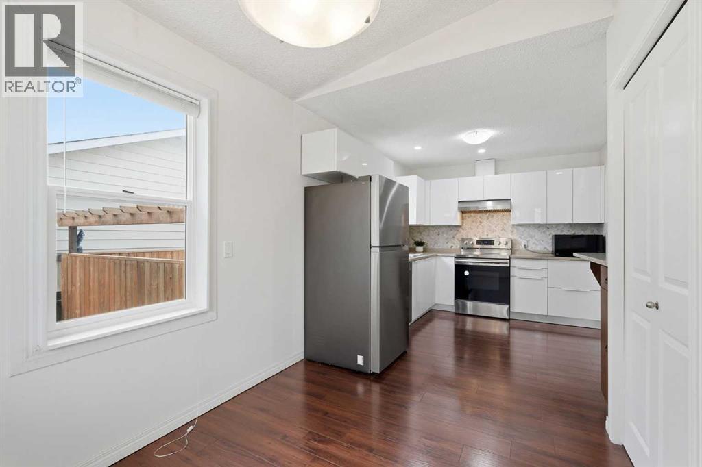 251 Erin Woods Drive SE, Calgary, Alberta  T2Z 2V8 - Photo 13 - A2337046