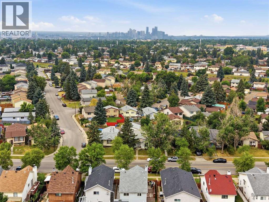 251 Erin Woods Drive SE, Calgary, Alberta  T2Z 2V8 - Photo 41 - A2337046