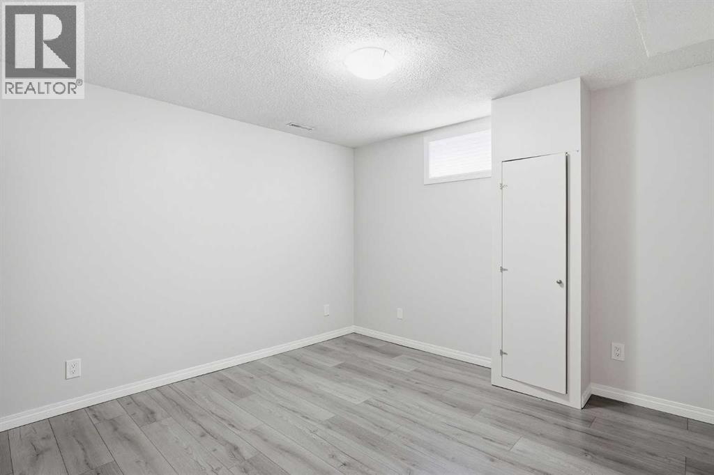 251 Erin Woods Drive SE, Calgary, Alberta  T2Z 2V8 - Photo 30 - A2337046