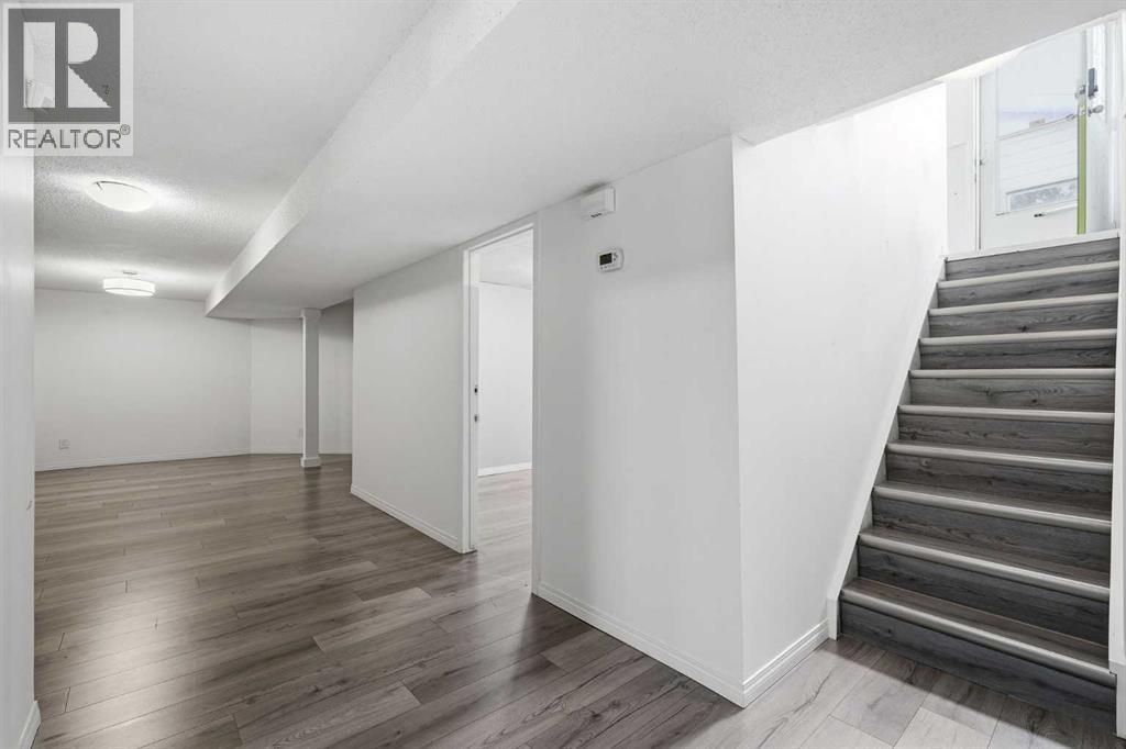 251 Erin Woods Drive SE, Calgary, Alberta  T2Z 2V8 - Photo 23 - A2337046