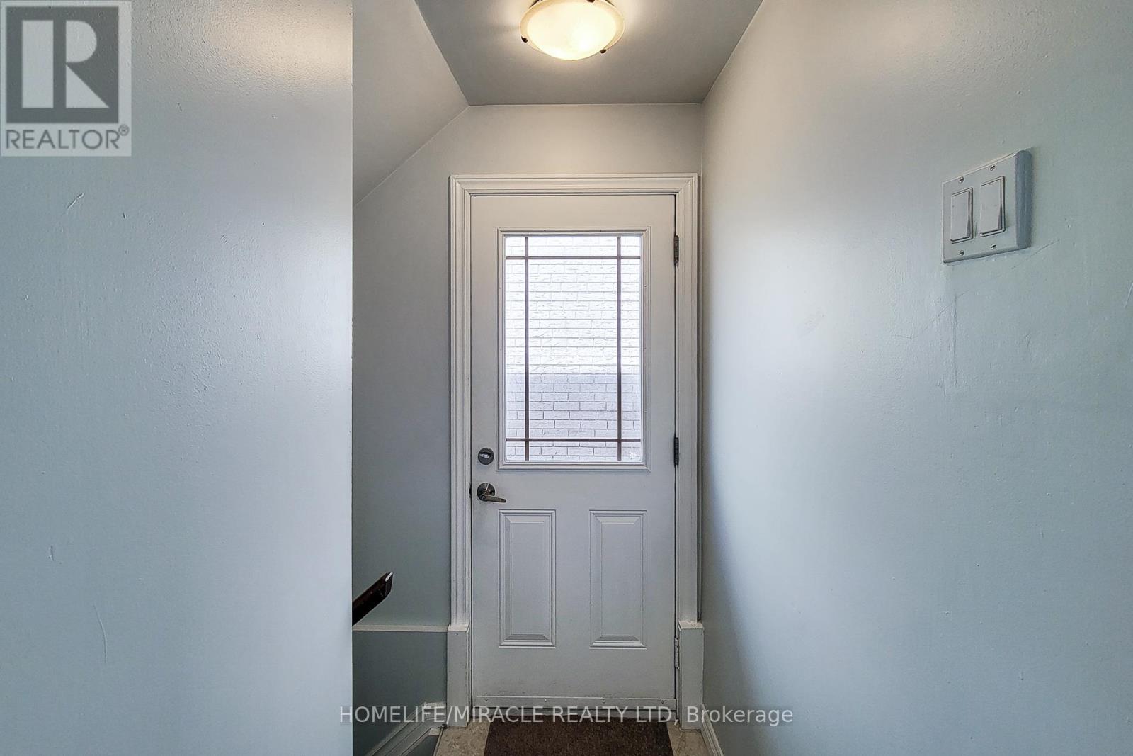 197 Cloverleaf Drive, Hamilton, Ontario  L9K 1T4 - Photo 37 - X13412034