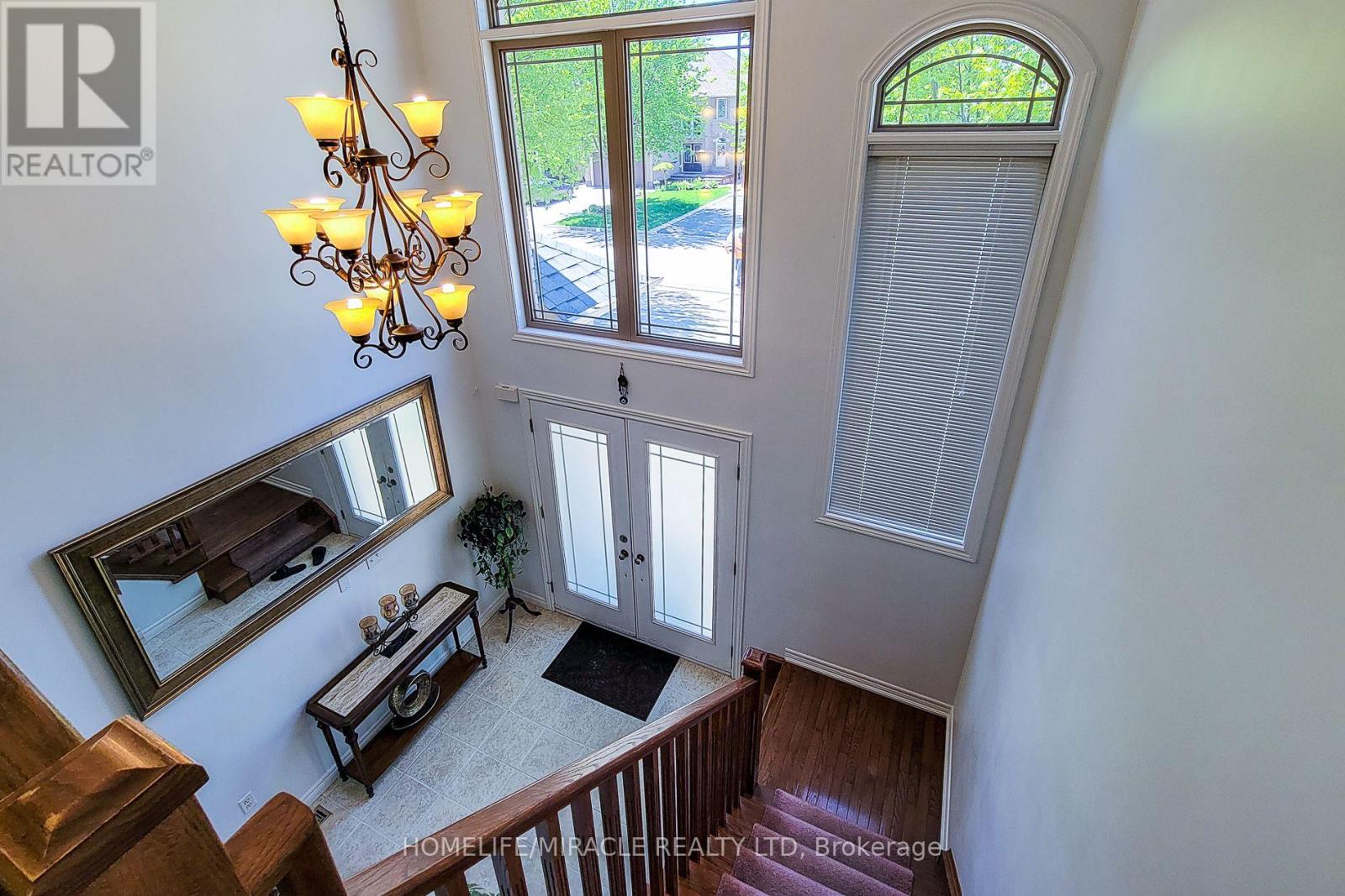 197 Cloverleaf Drive, Hamilton, Ontario  L9K 1T4 - Photo 4 - X13412034