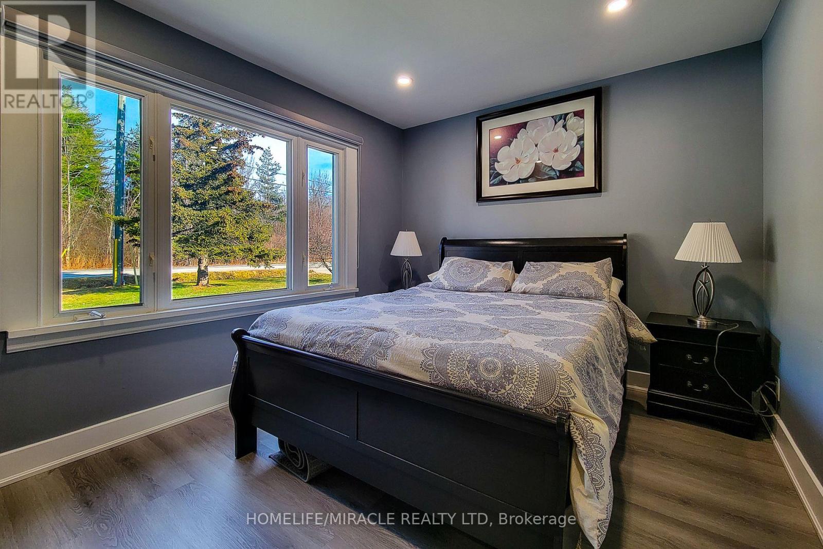 355 Ridge Road W, Grimsby, Ontario  L3M 4E7 - Photo 29 - X13553180