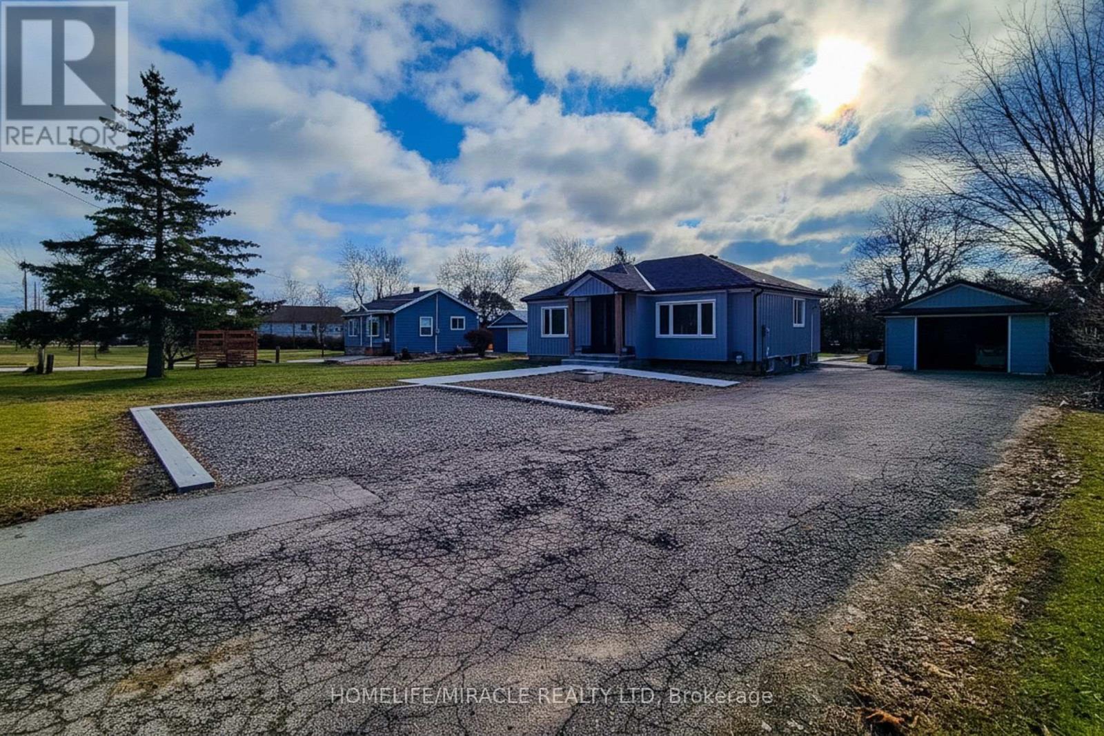 355 Ridge Road W, Grimsby, Ontario  L3M 4E7 - Photo 4 - X13553180