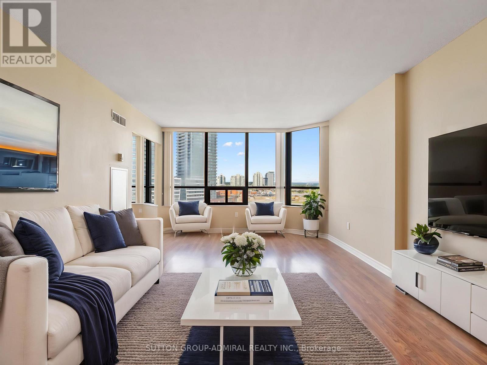1012 - 7420 BATHURST STREET, Vaughan, Ontario