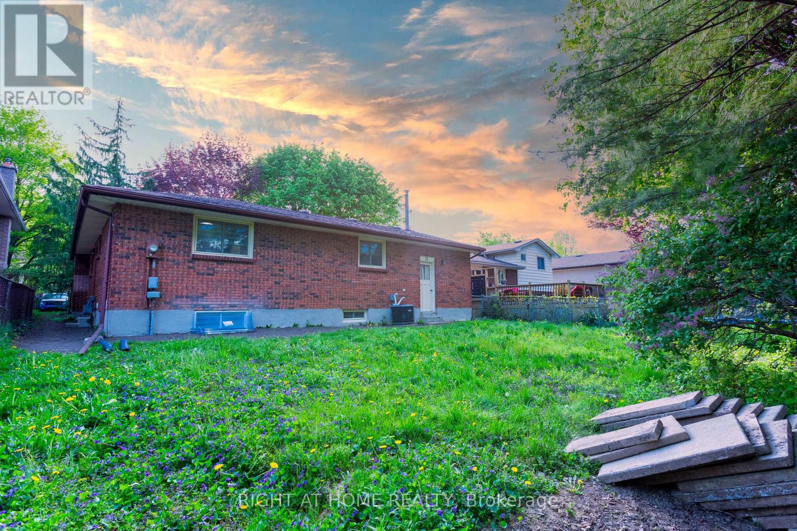 Lower - 19 Windingway Crescent, London North, Ontario  N6G 3E8 - Photo 11 - X13687282