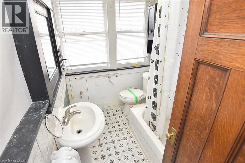 103 Sherman Avenue S, Hamilton, Ontario  L8M 2P8 - Photo 33 - 40843253