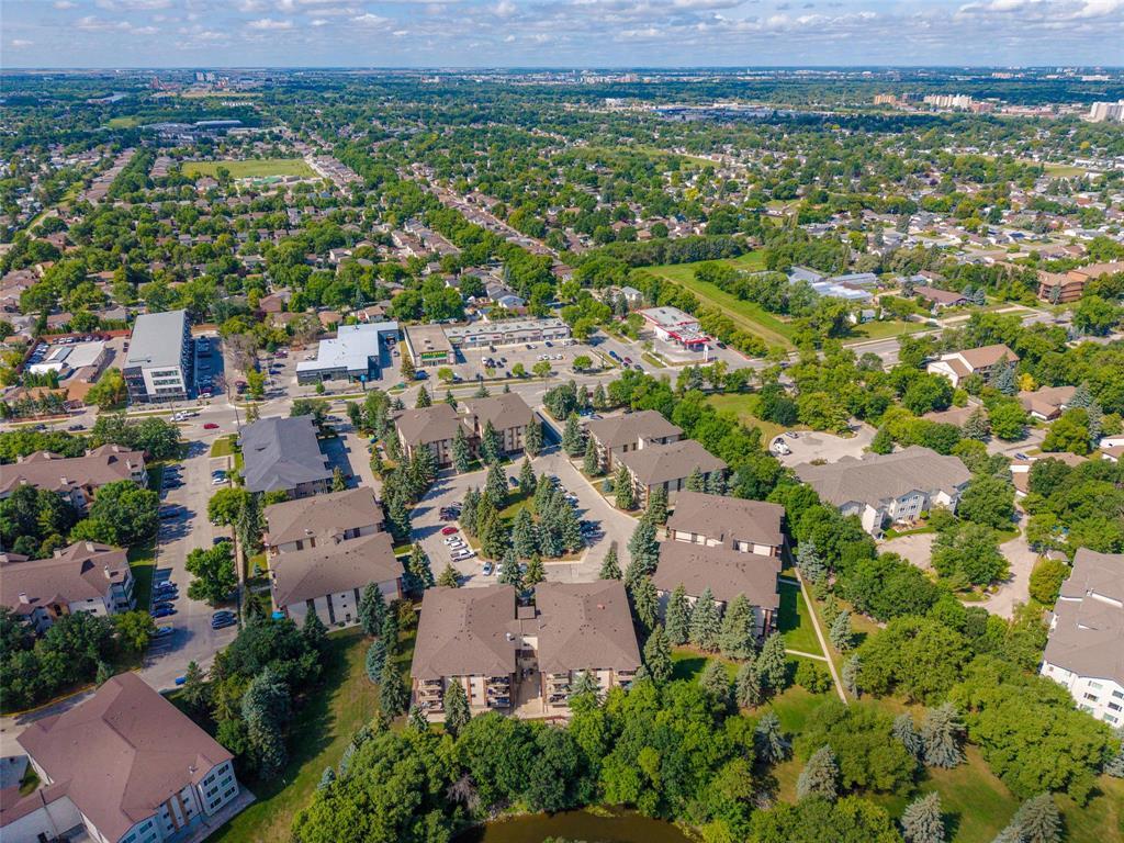 106 679 St Anne's Road, Winnipeg, Manitoba R2N 3S8 - Photo 44 - 202620762