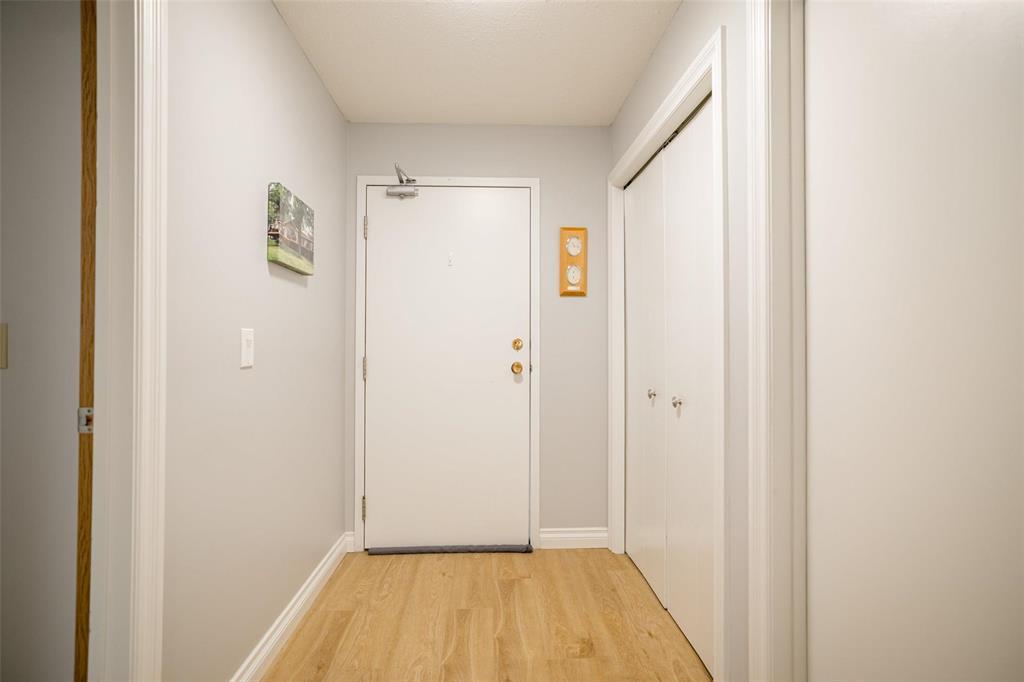 106 679 St Anne's Road, Winnipeg, Manitoba R2N 3S8 - Photo 5 - 202620762