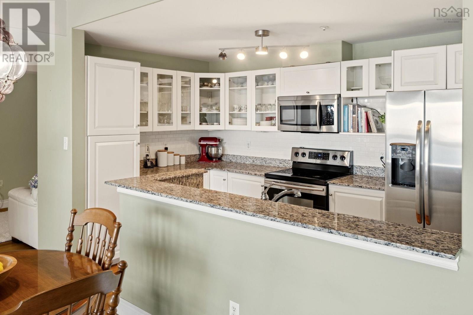 304 647 Bedford Highway, Halifax, Nova Scotia  B3M 0A5 - Photo 8 - 202603687
