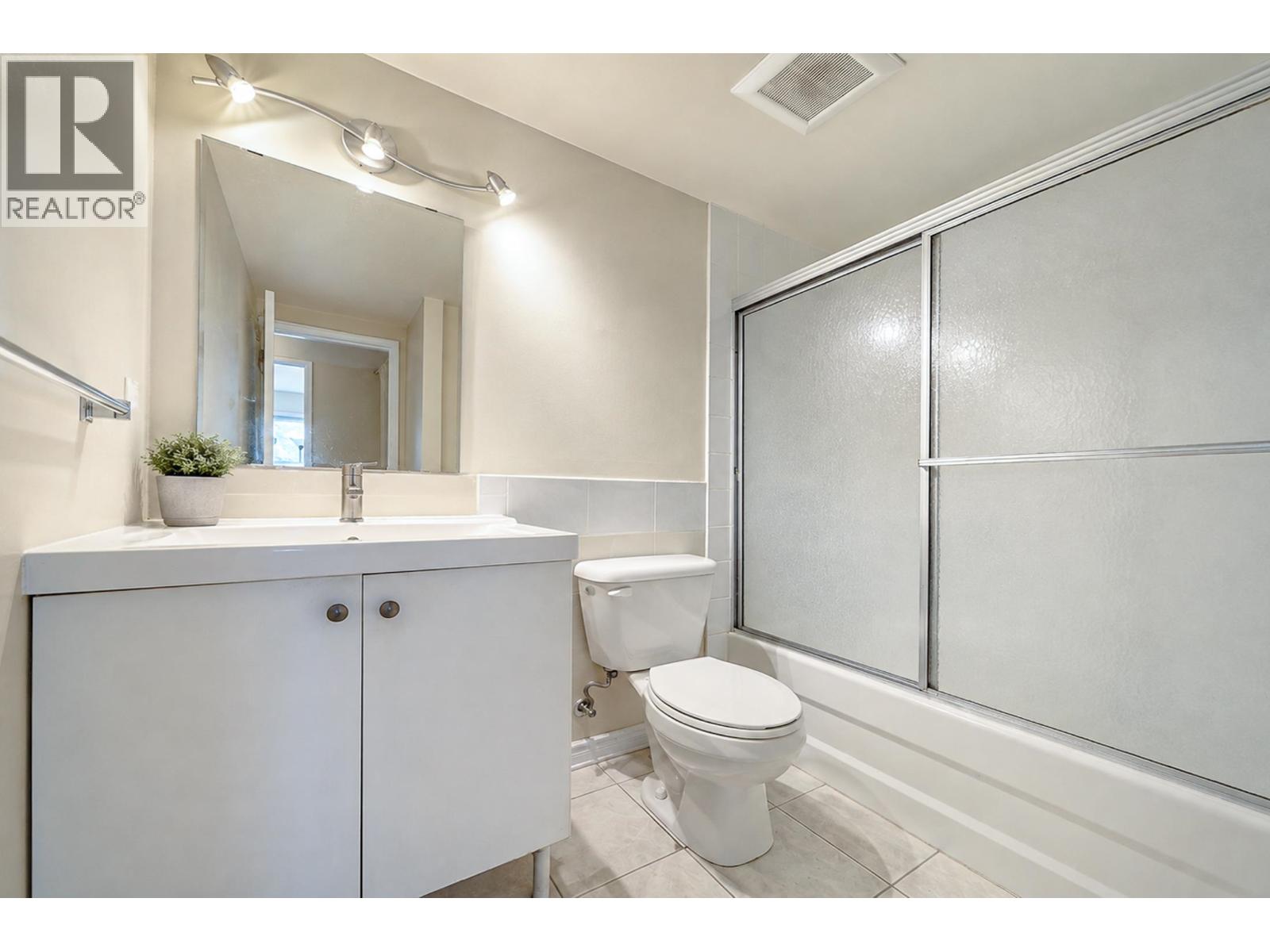 306 7200 Lindsay Road, Richmond, British Columbia  V6E 1S8 - Photo 7 - R3156488