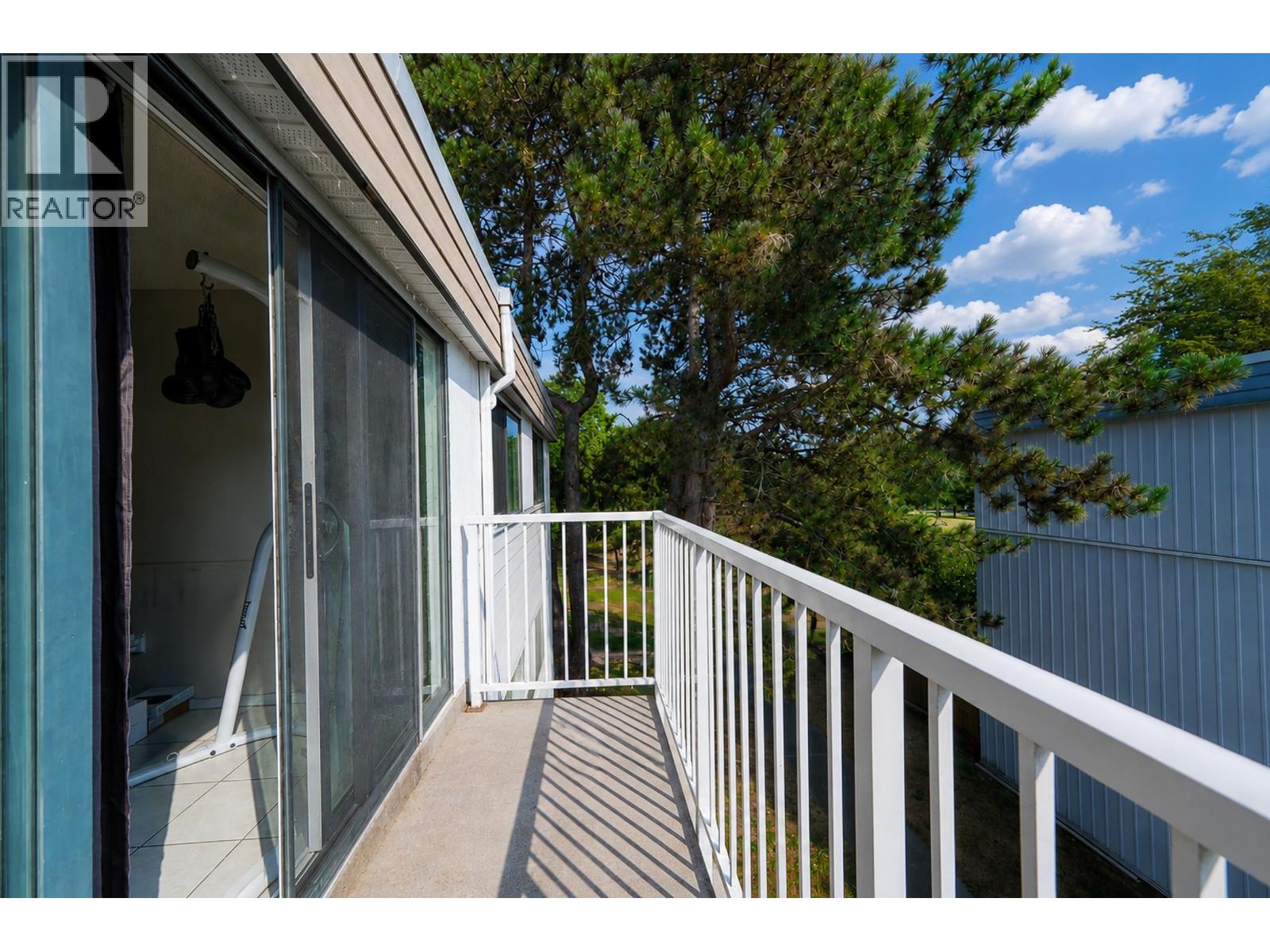 306 7200 Lindsay Road, Richmond, British Columbia  V6E 1S8 - Photo 8 - R3156488