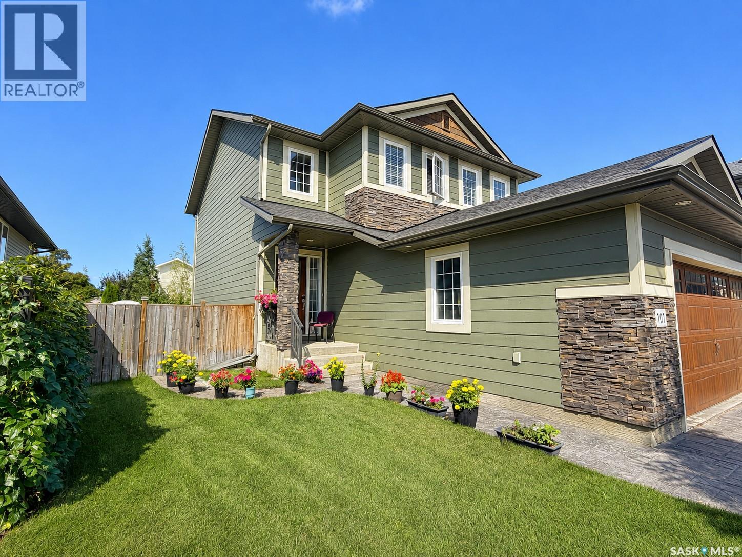 110 Chubb Cove, Saskatoon, Saskatchewan  S7T 0E6 - Photo 4 - SK045925