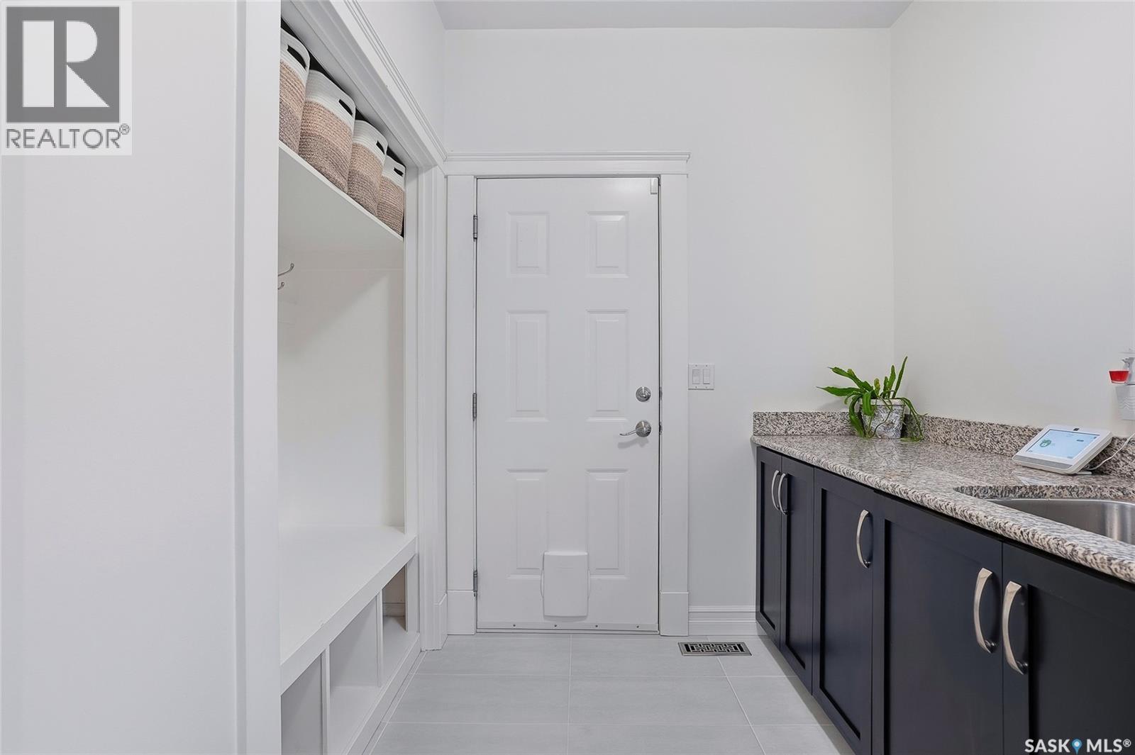 242 Denham Crescent, Saskatoon, Saskatchewan  S7R 1E9 - Photo 25 - SK045807
