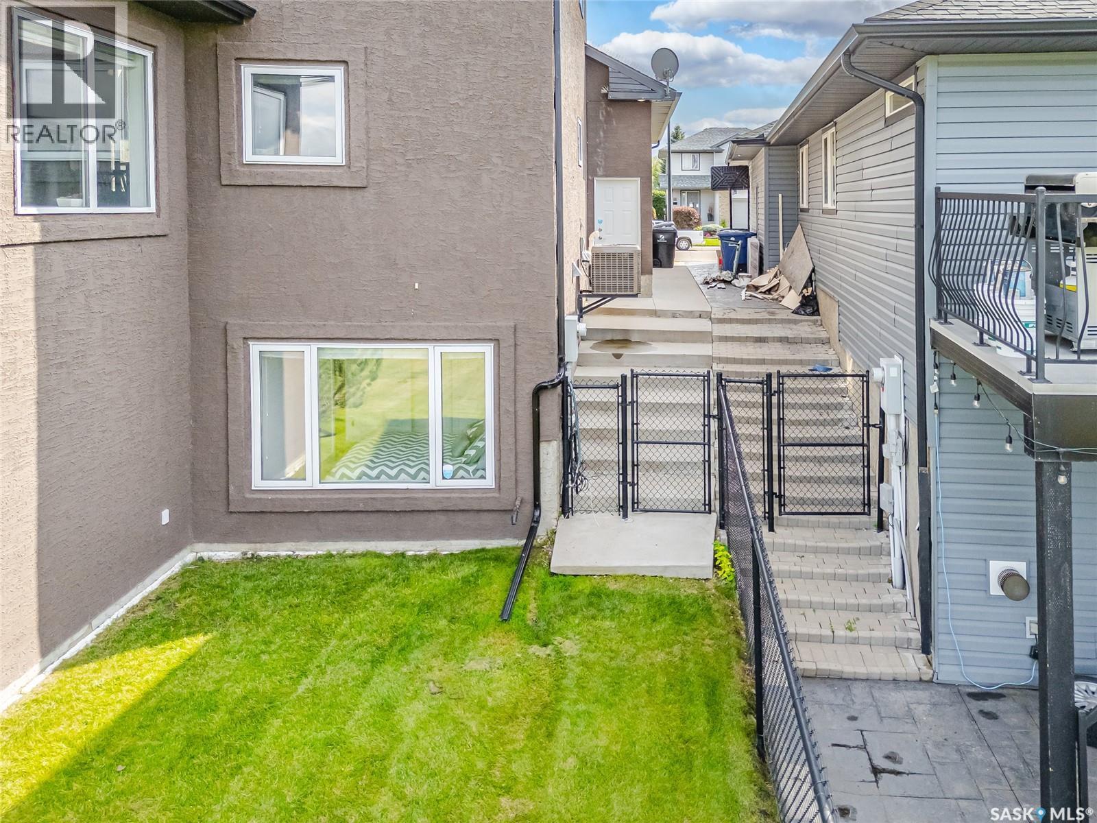 242 Denham Crescent, Saskatoon, Saskatchewan  S7R 1E9 - Photo 59 - SK045807