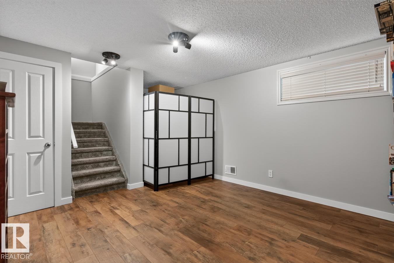 10 Douglas Cr, Leduc, Alberta  T9E 8P3 - Photo 34 - E4504333